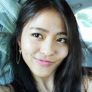 Meet your Posher, Tien